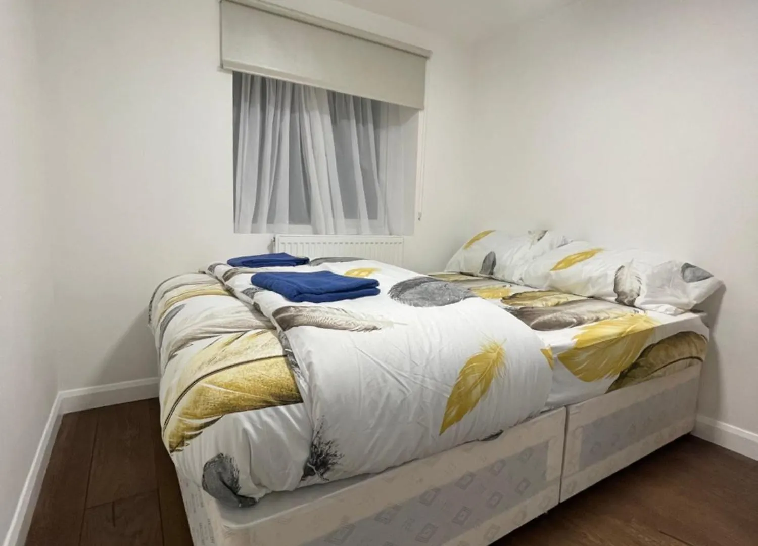 London Two Bedroom Central Location Modern Flat Stratford Apartment